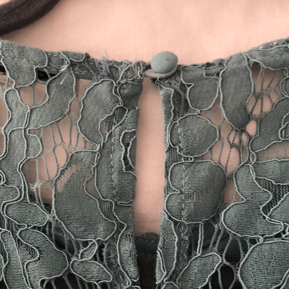 Feminine bohemian lace top - Picture 8 of 10